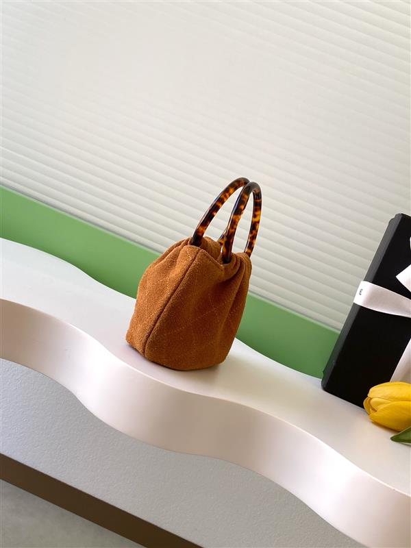 2026131222333871 670